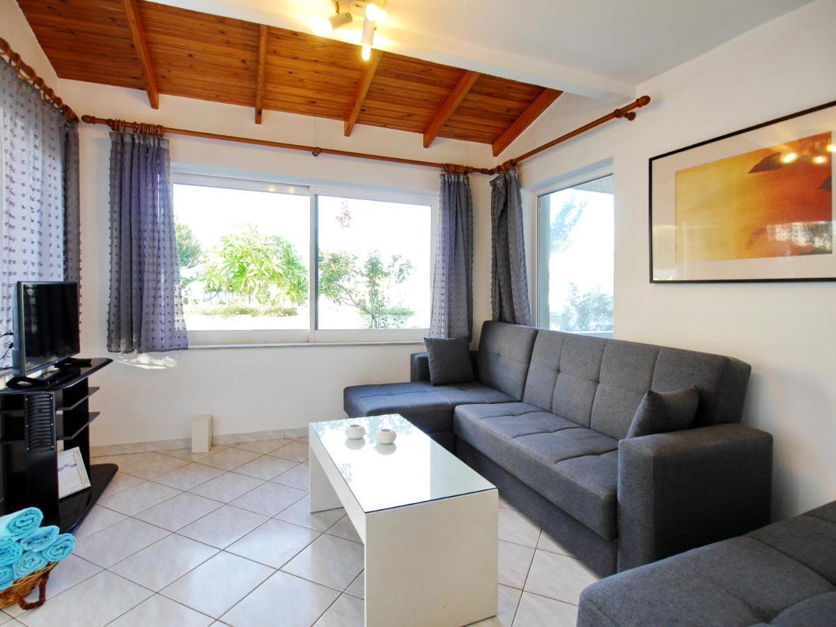 Rouladina Apartments Stalos Exterior photo