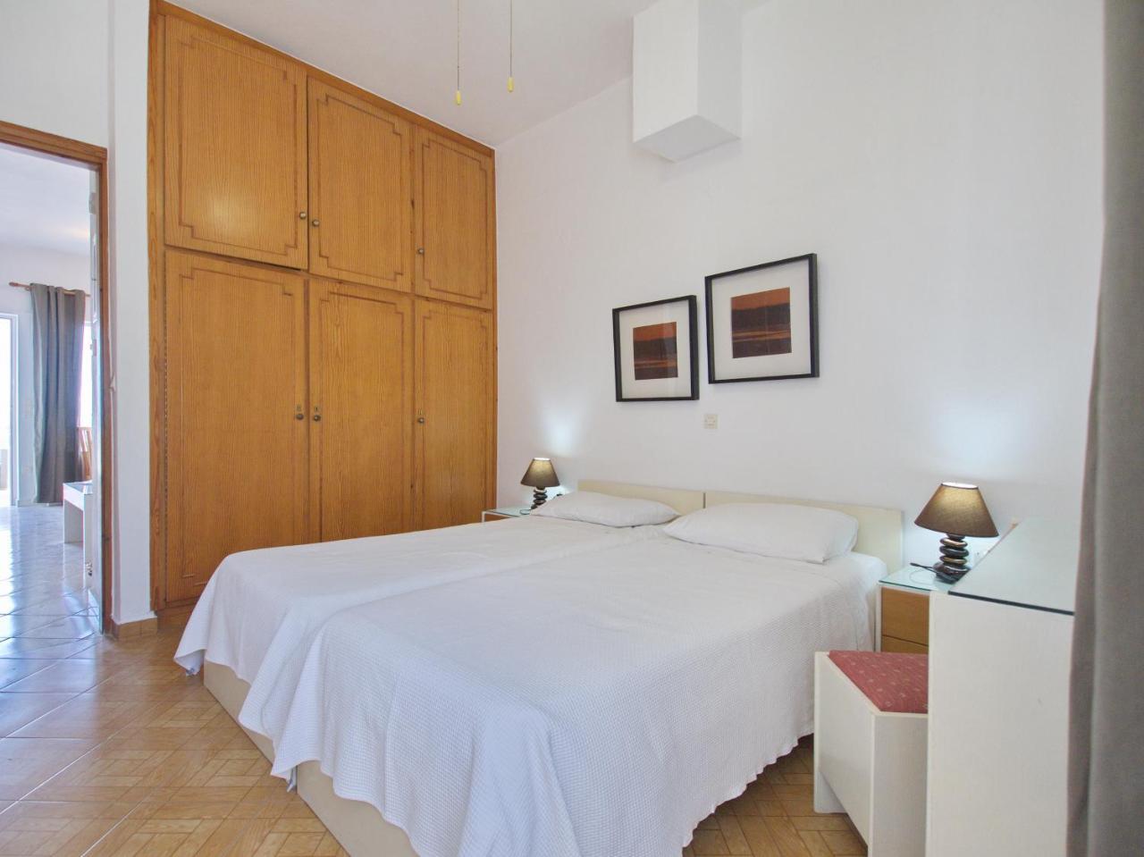 Rouladina Apartments Stalos Exterior photo